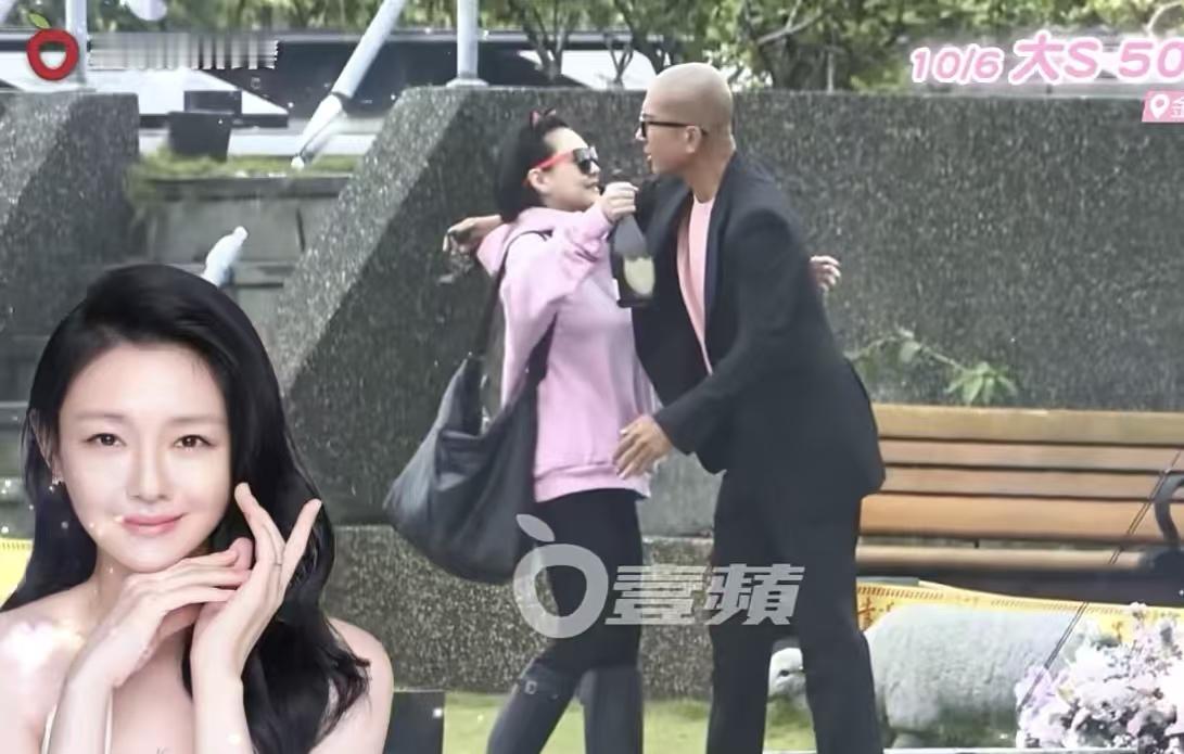 你们发现了吗？具俊晔其实挺理智的 记者问他“想回韩国陪母亲吗？”他说“不！”又问他“还会梦到大S吗？”他说“当然！”记者让他用一句话说说对大S的思念，他说“我依然爱着她！”

句句离不开大S，让别人看他多深情，不过，回看他为大S做过什么，人在的时候没有陪伴，也没有金钱方面的帮助，人不在了却不走了，连