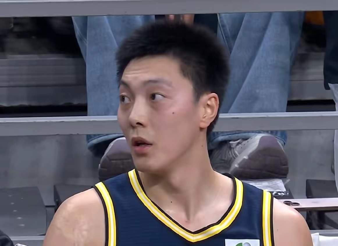杜锋才是这支广东队的最大短板！ 重返帅位后直接带队遭遇三连败，执教表现...