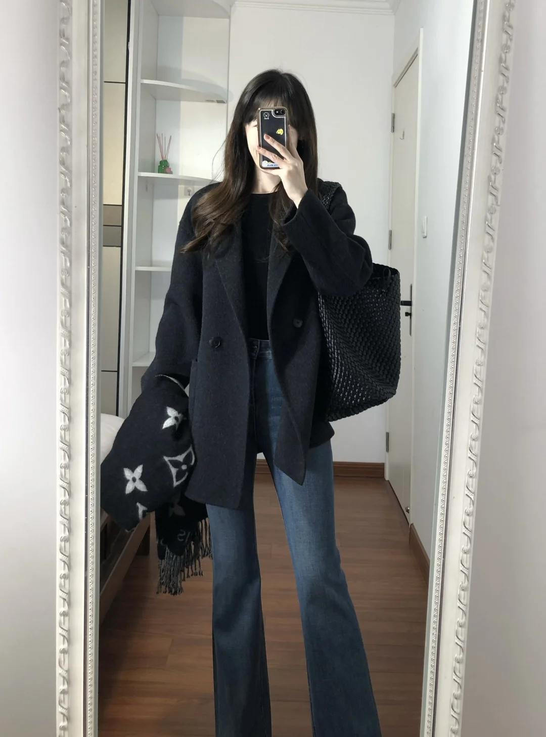今年第一件灰黑色大衣