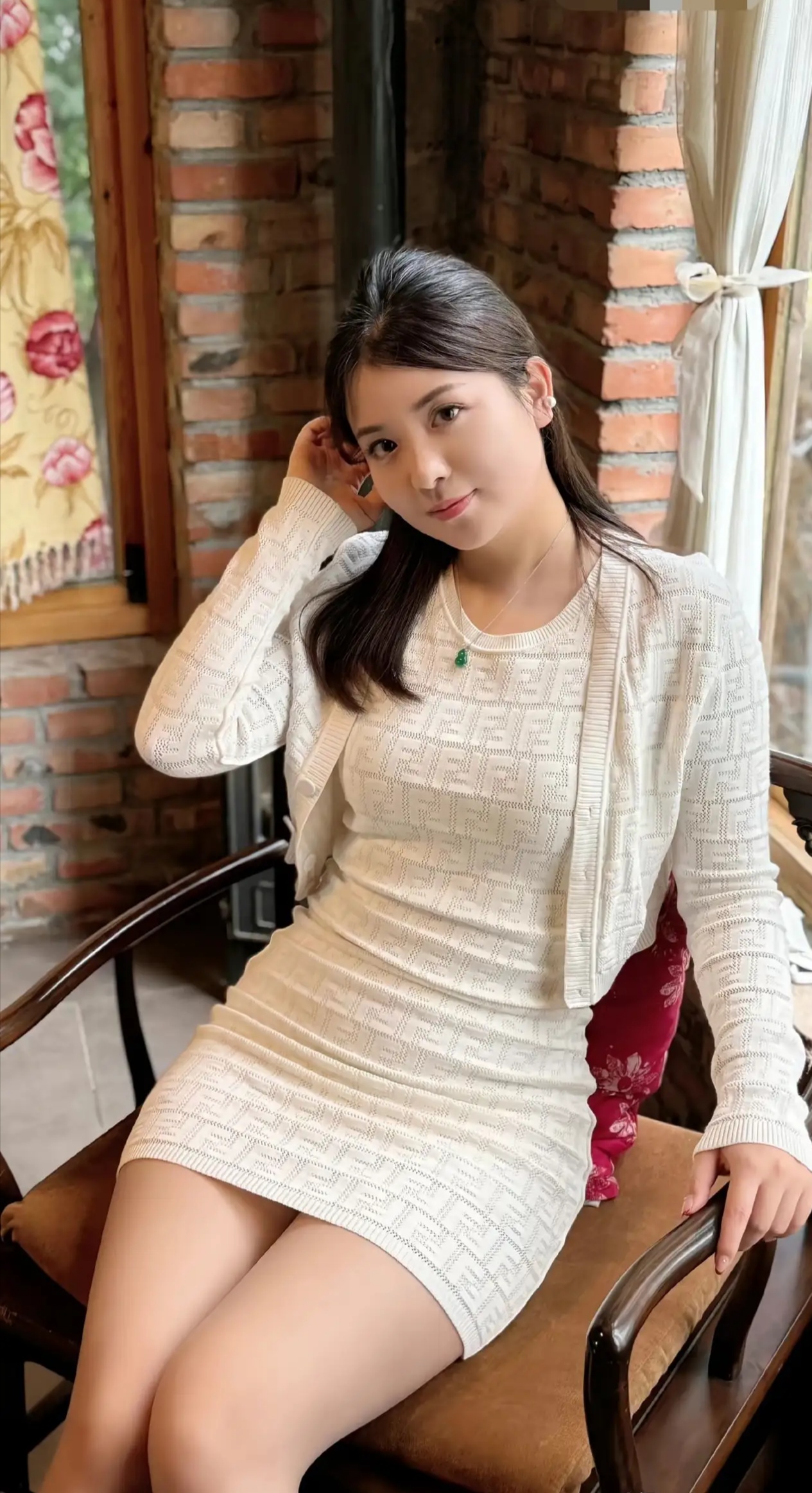 不得不说，BBW微胖美女真的是极品！在B站上能看到好多BBW微胖小姐姐...