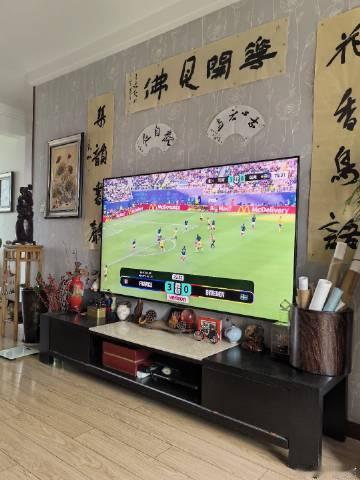 足球的愉悦来自于心领神会身心合一。法国队享受了比赛，球迷欣赏了比赛。