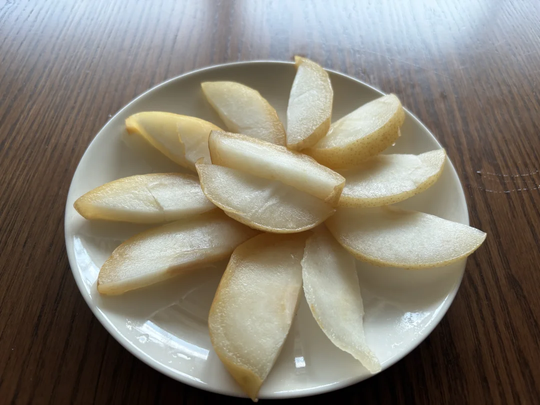 适合糖人吃的健康冰点：冻梨