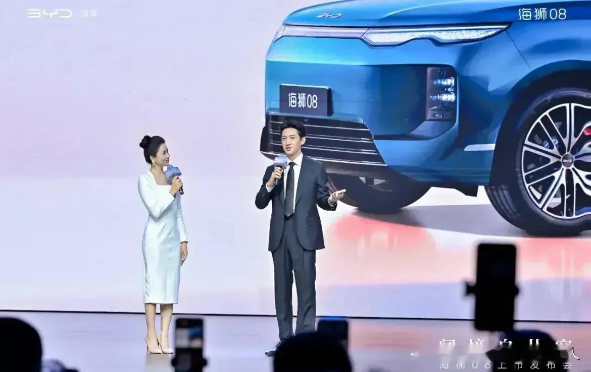 打卡，勿助


听我一句劝，2026年买车首选国产汽车



现在在我们国家，无论是城市还是乡村，无论是在小区还是在超市的停车场，在路上都可以看到大量的新能源汽车，并且呈现越来越多的趋势！

我国的新能源车现在整体性价比非常高，再加上前沿的黑科技技术走在了全球的前沿，尤其是我国新能源汽车的三电技术，
