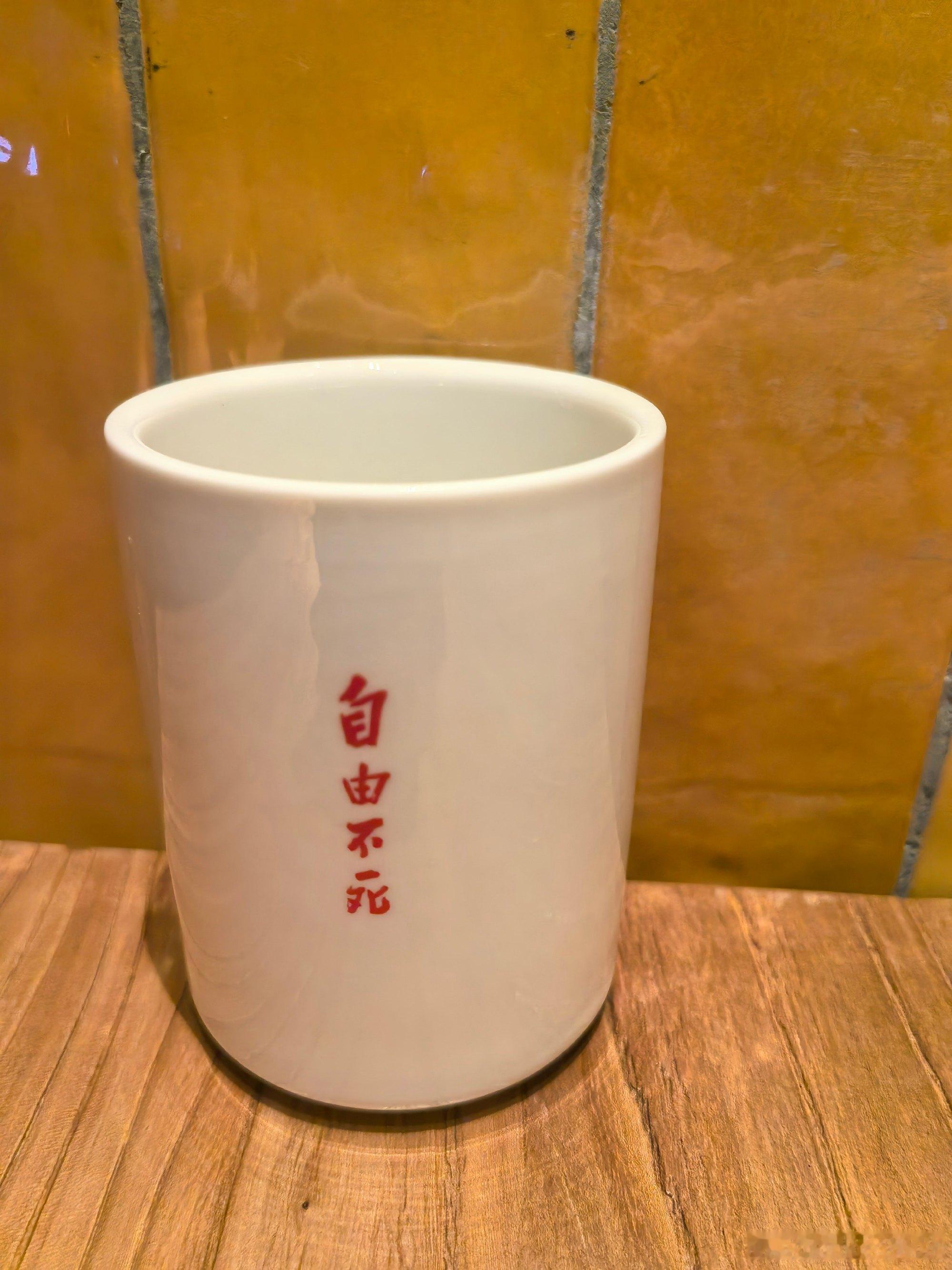 2002年底，即将本科毕业，学我们这个专业的，未来就那么几条路房，还因...