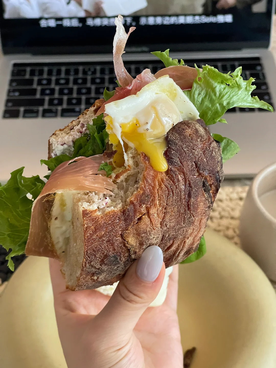 我永远爱三明治🥪