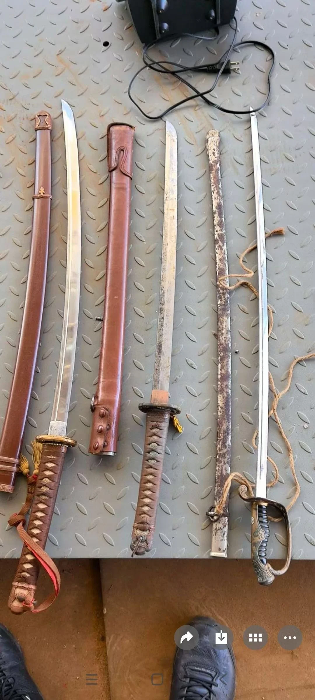本馆藏品：日本征集回国将官98式古刀从军