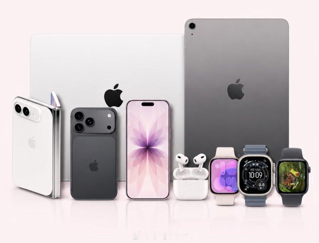 iPhone 18 Pro和18 Pro Max是常规升级，真正吸引大众眼球的还是苹果首款阔折叠屏iPhone Ultra。

我现在最想看的就是折叠屏到底长个什么样儿，生态还有适配能不能做好，以及苹果准备怎么重新定义折叠iPhone，对于其他新品反而没那么大关注度。 ​