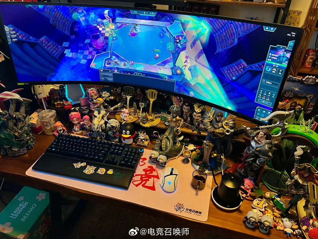 这才是无摆拍真实的电脑桌