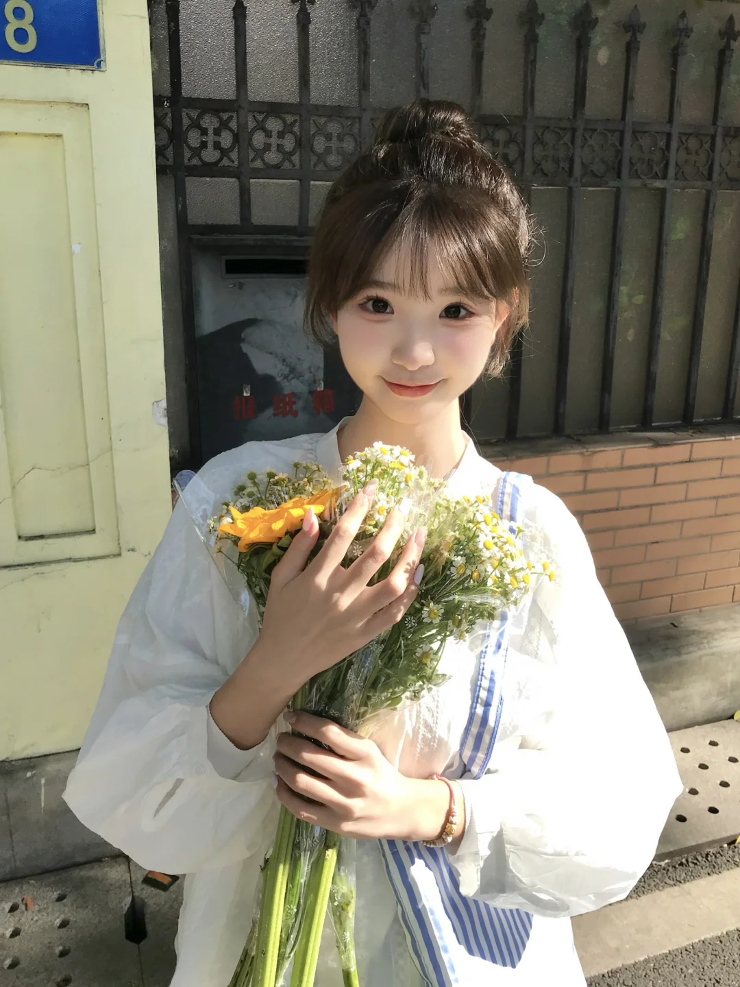 ៷>ᴗ<៷存一些和花的拍照姿势🌻