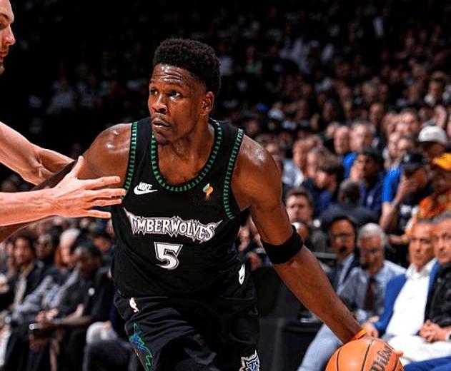 雷霆在坐山观虎斗    森林狼这场季后赛赢了，但更衣室里没人笑得出来。...