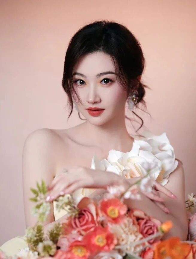 景甜完全人间富贵花吧怪不得是那么多人的白月光 ​