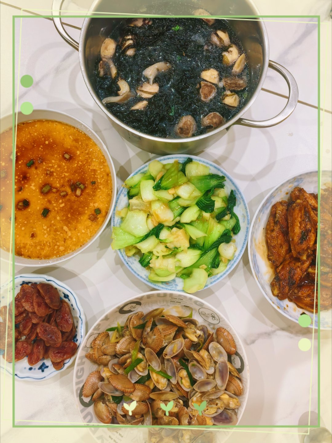 煮了点姐心心念的可乐鸡翅，上一次煮没记错应该是在洛溪的时候我的蒸蛋现在...