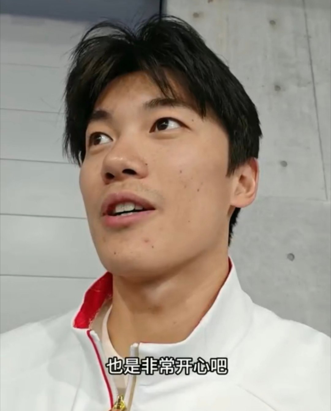 唉我和你们说不清楚，你们就说汪顺哥哥是不是兔子吧！ ​