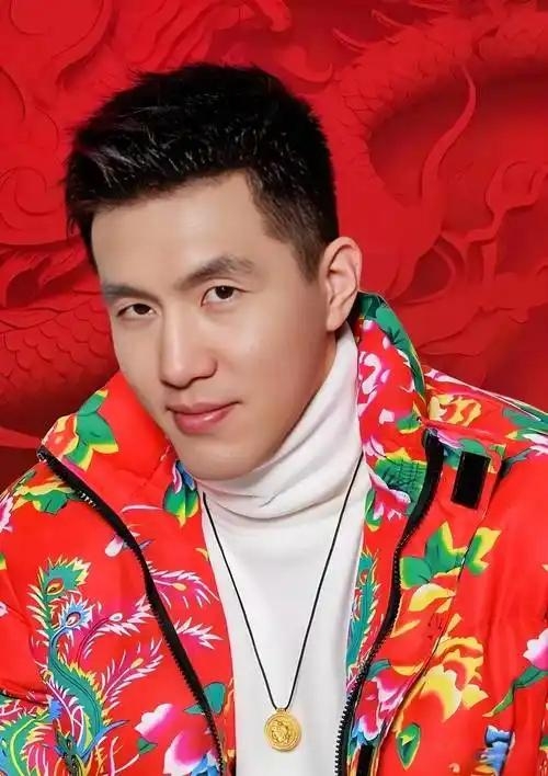 大侄子的前女友 目前并没有公开的关于郭艾伦女友马阳阳的最新动态消息。其...