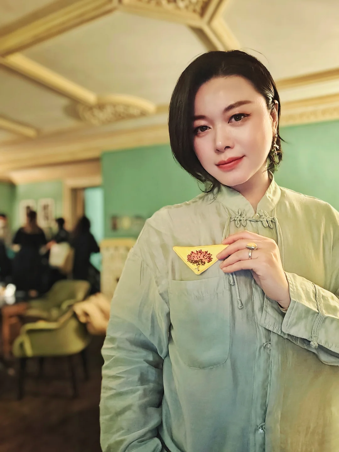 起猛了，prada居然免费送了？