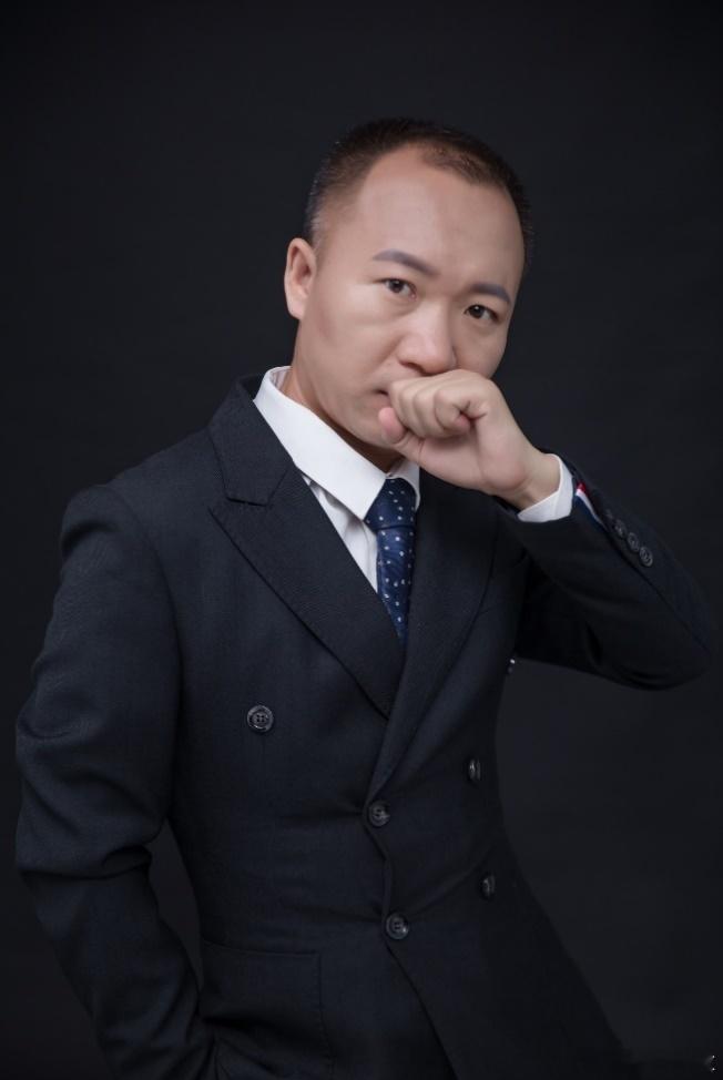 李冰同学师资13738099312预约课程：张忠新简介/张忠新手机/张忠新联系方式/张忠新课程/张忠新培训/张忠新讲座/张忠新文章/张忠新内训/张忠新公开课/张忠新视频/张忠新微博/张忠新微信/张忠新抖音/张忠新课程助理
张忠新老师2026年8月28日无锡讲授《AI技术在钢铁制造业的发展与应用》课程
张忠新老师简 ​