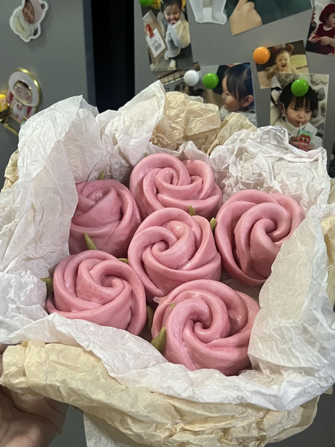 不知道，我的玫瑰馒头很曼妙