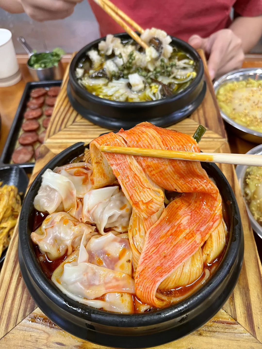 体育西红油抄手米线