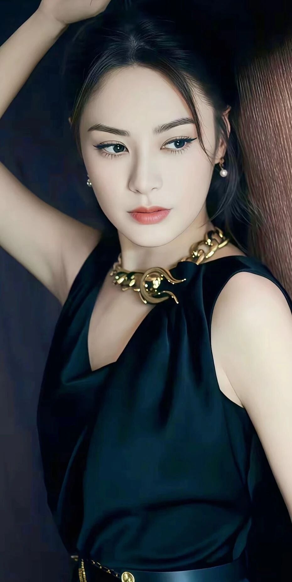 阿娇：45岁穿旗袍美回巅峰，《下一站天后》让她爆红，艳照门让她跌入谷底，离婚让她重新开始。