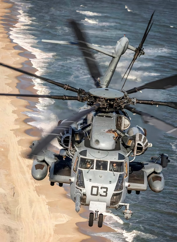 CH-53E“超级种马”多用途军用直升机