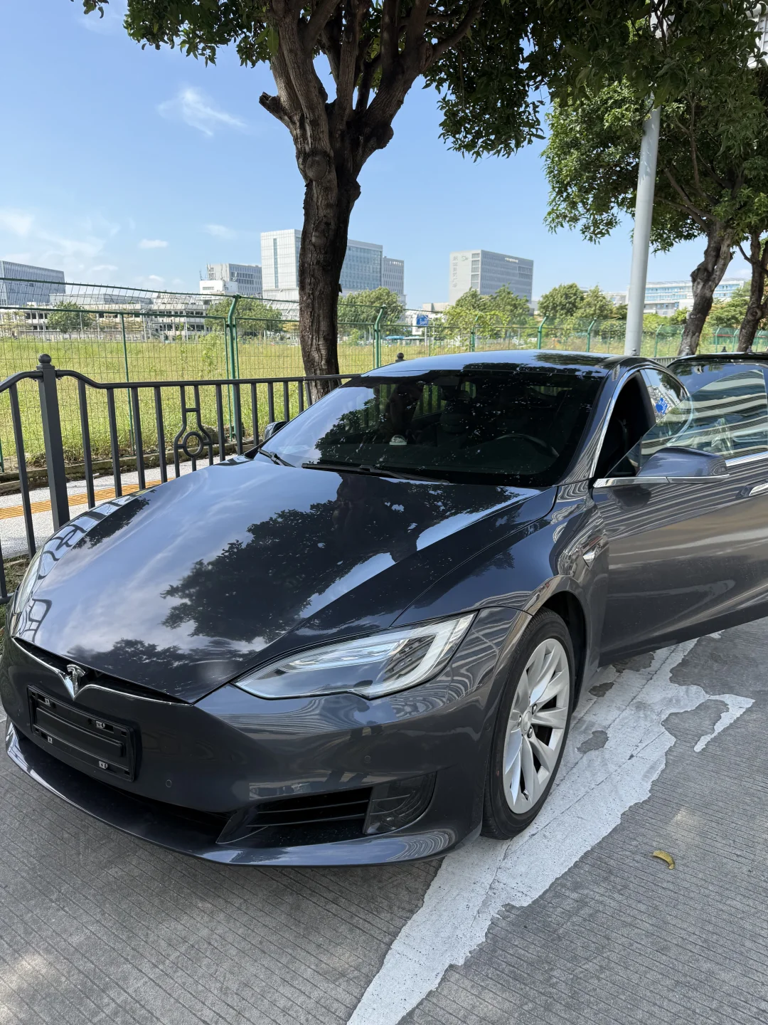 个人车特斯拉model s诚意出售