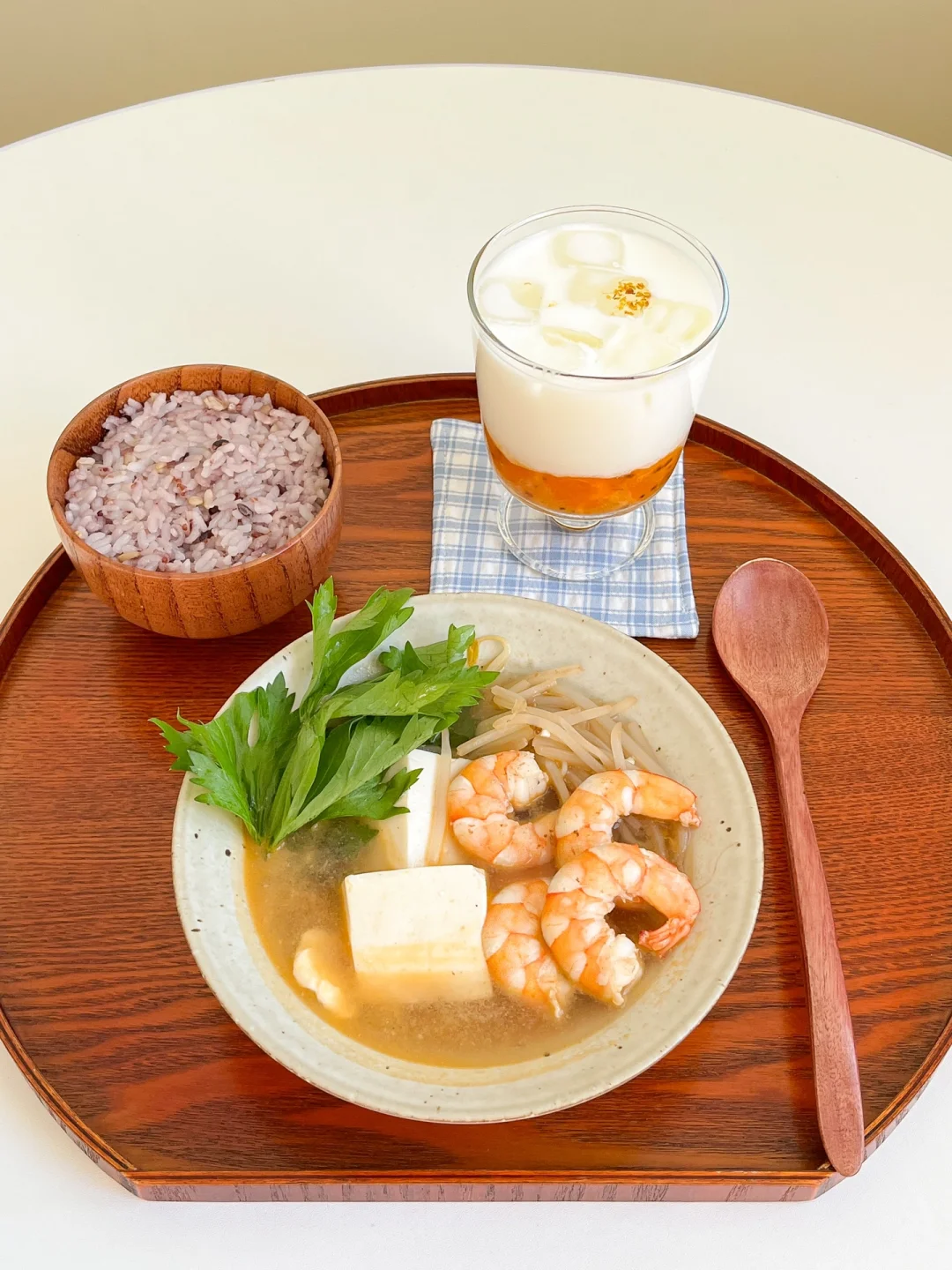 健康饮食｜低卡减脂鲜虾豆芽豆腐汤🥣