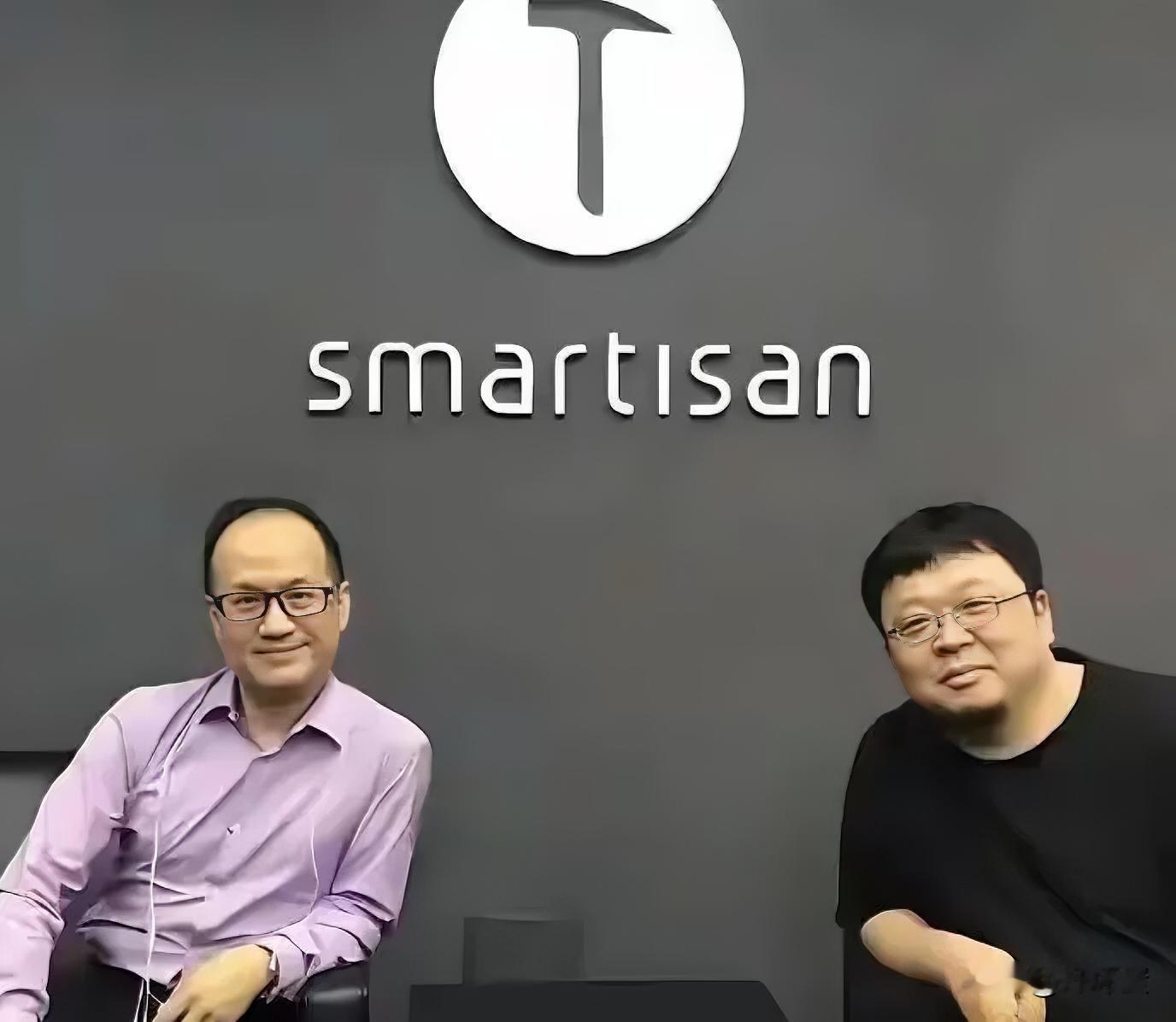 罗永浩被投资人郑刚举报偷税漏税，因为两人积怨已久，所以举报真实性存疑，罗永浩也第一时间强硬回应。
你说他进军预制菜都有可能，但说他偷税漏税不太可能。