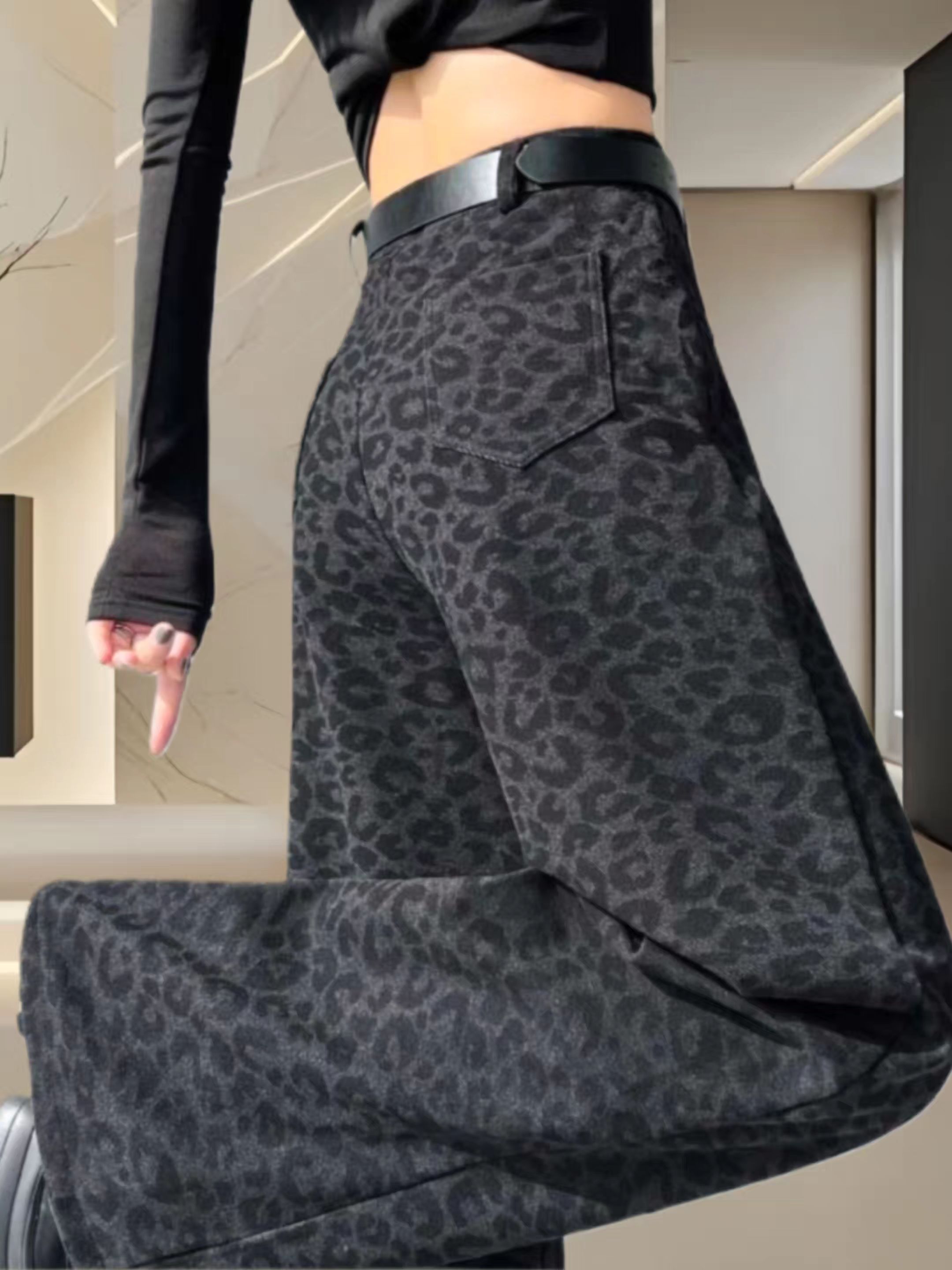 真维斯美女豹纹托地裤