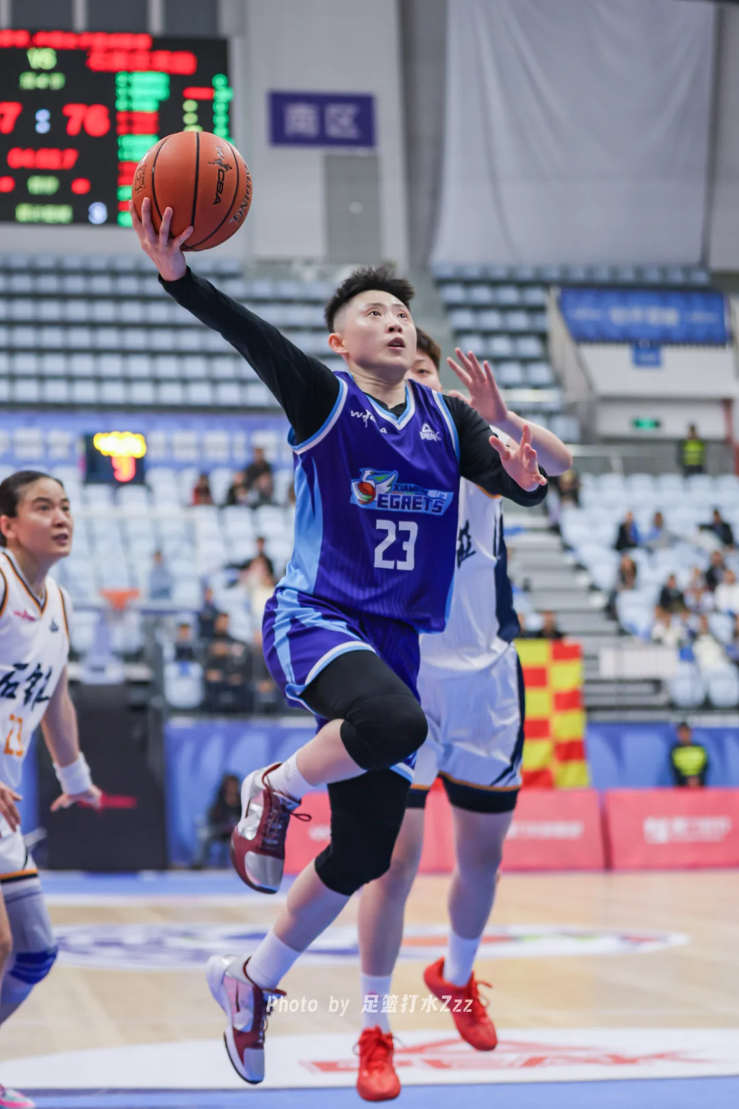 厦门白鹭女篮队史首场季后赛💪
