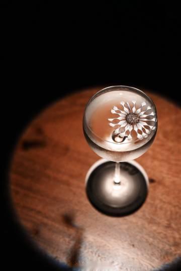 天河六运小区靠近正佳广场那边的小酒馆“COD cloud bar”，适...