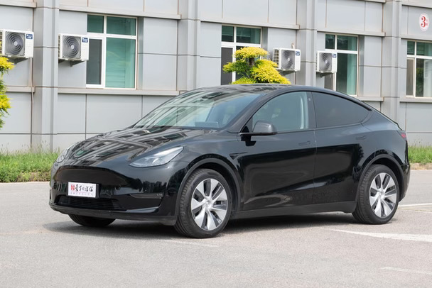 老朋友特斯拉Model Y ,22款四驱长续航。