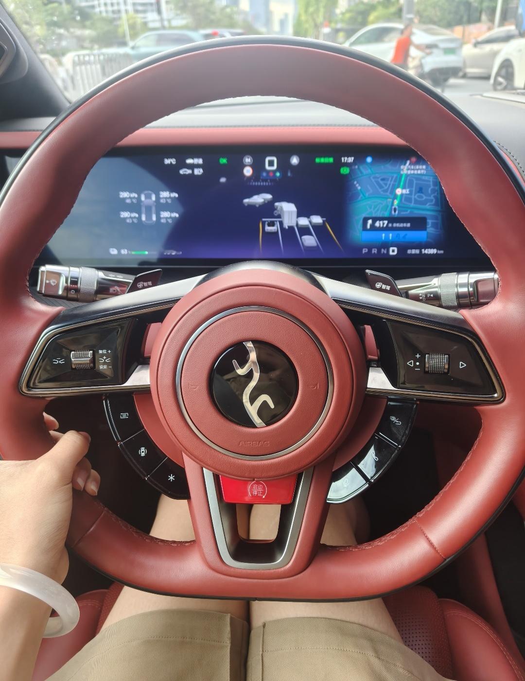 试完仰望U7EV，聊聊国产轿跑体验