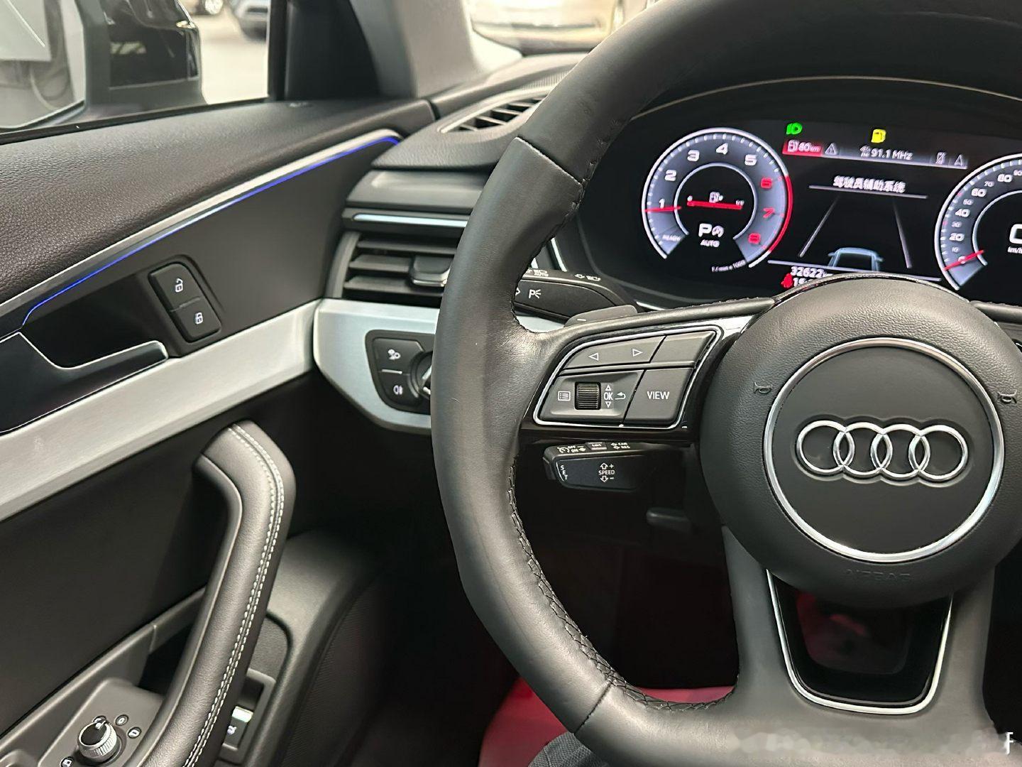 给保定兄弟淘的22款奥迪A4L40豪华，交车[玫瑰]
3万多公里，原车漆，一手车。
用心淘好车，唯信任不可辜负。  ​