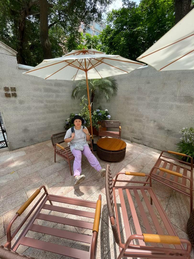 我发现越秀区图书馆不在，嘿嘿。那个，哈哈哈哈哈，据闻当年那个太监的墓...