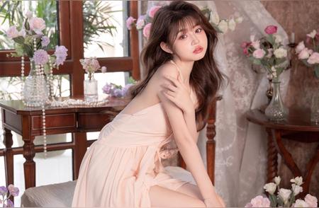 性感乖巧美女（8.9分）