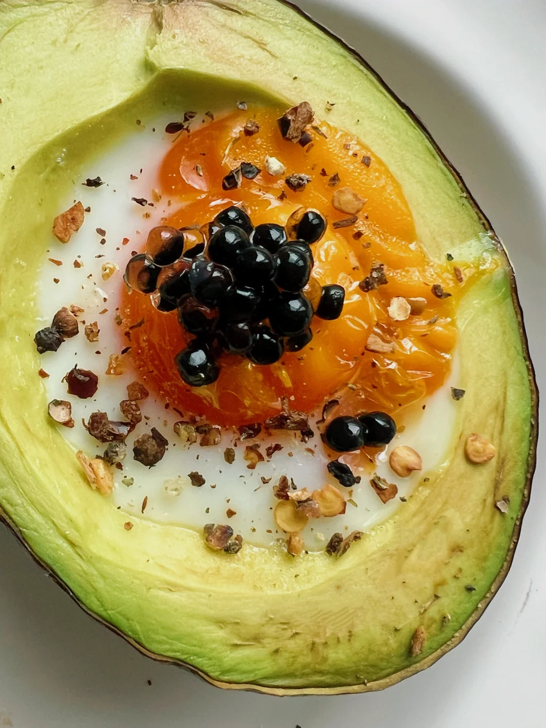 用牛油果焗蛋，分分钟吃出高级感❗️❗️