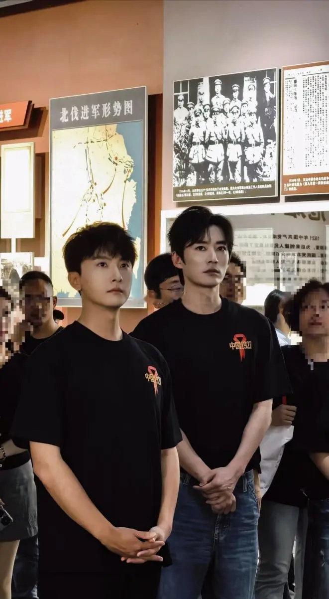刘学义严肃起来那个劲儿还真不像他了，王仁君刘学义牛骏峰演技不错，林锦岐  果然林锦岐最喜欢的是韩梁，拍新剧也要带着他《中国1927》 今天开机#刘学义 # ​