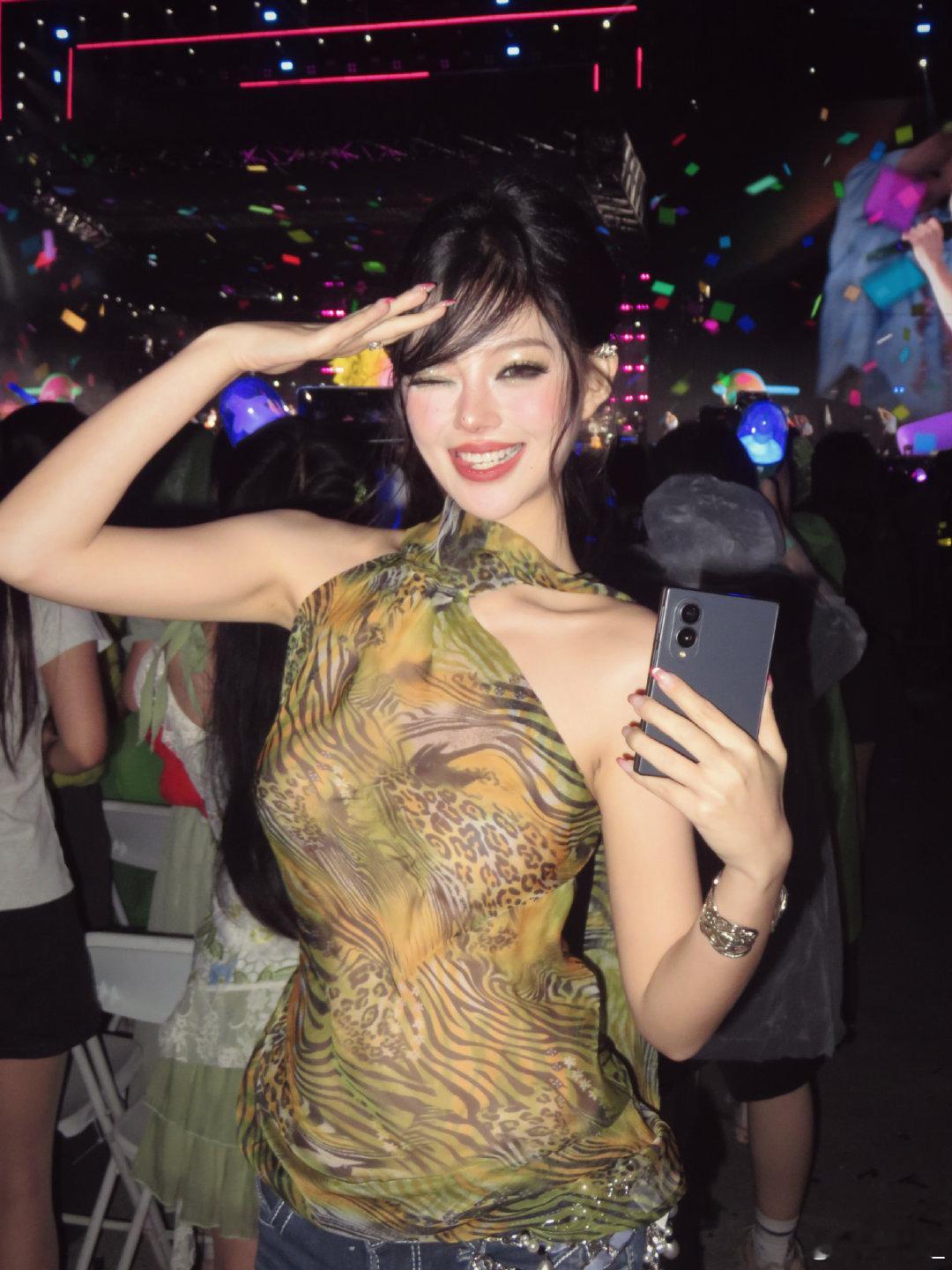 “盲开”一场演唱会？

#演唱会##王源演唱会##vlog##三星ZFold8# ​