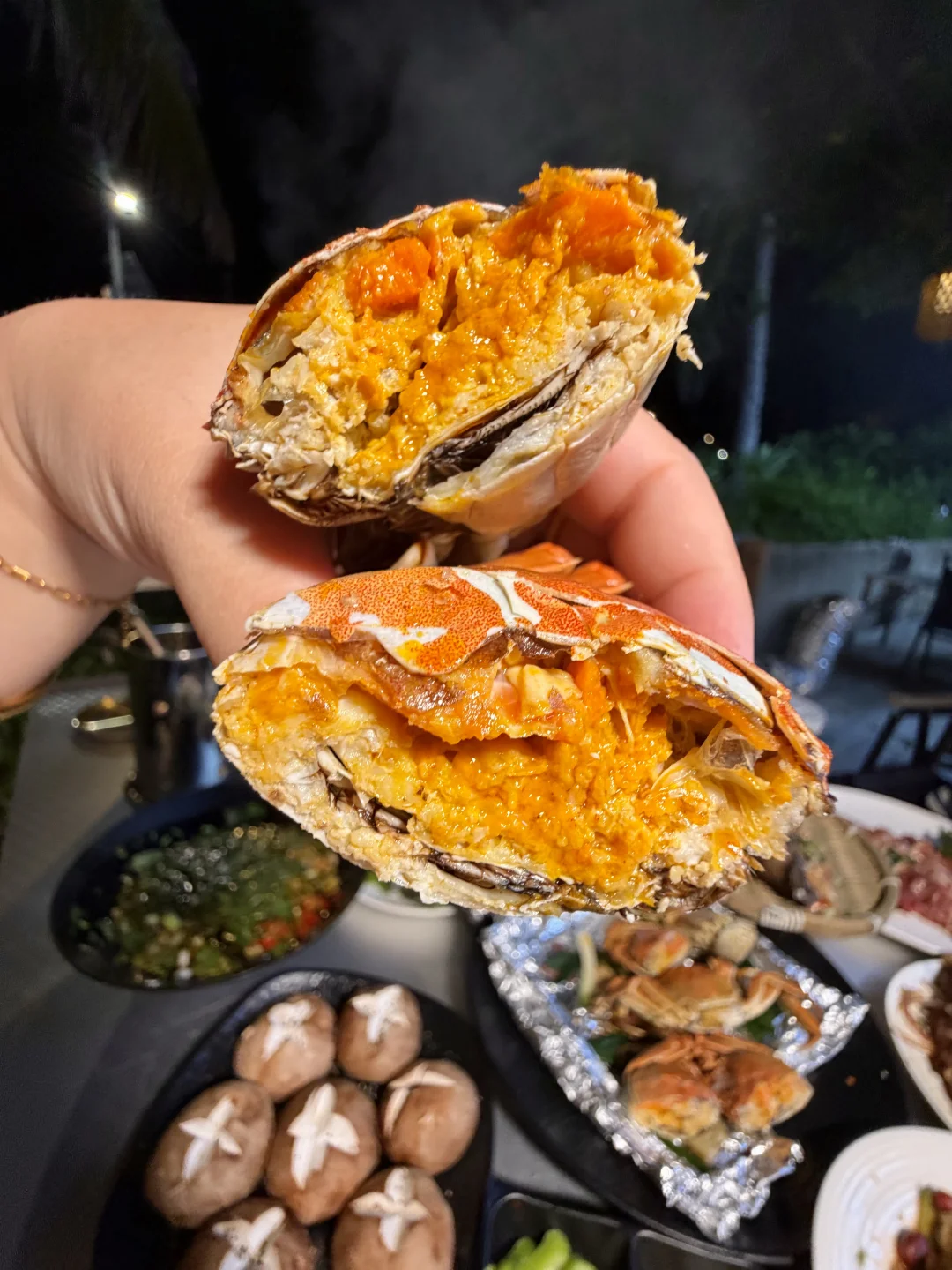 海口吃到的盘锦河蟹！