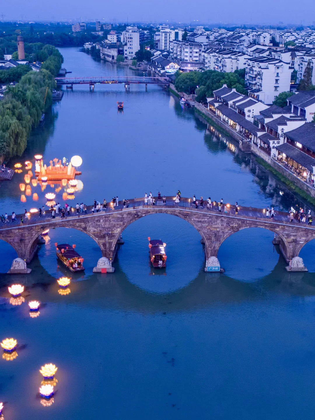 比起乌镇，我更爱杭州这个小众免费千年古镇！