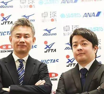 国乒10人出征名古屋亚运，王楚钦孙颖莎领衔冲七金，日本队主场叫阵要抢女团。这份名单最扎眼的地方是七个新人第一次打亚运，老将带新兵的意思很直白。日本那边张本美和身兼四项喊出全金目标，早田希娜也要冲三金，主场底气确实足。但咱们这边孙颖莎王曼昱的女单双保险不是摆着看的，混双莎头组合连续两届登顶的底子还在。