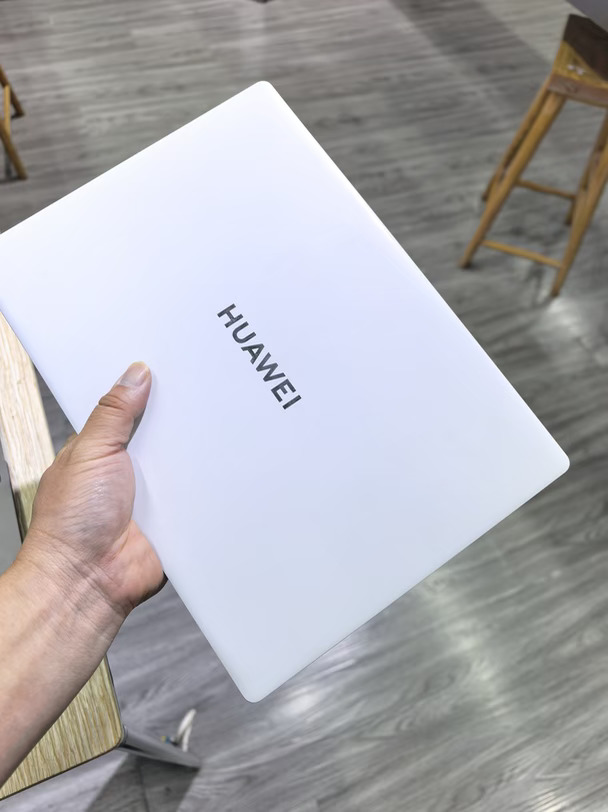 出华为MateBook X Pro 白色 1T