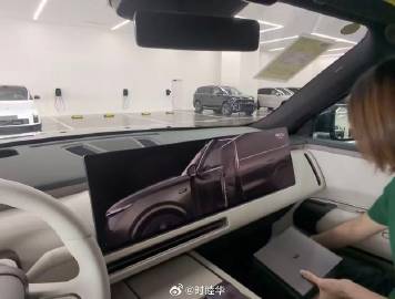 我哥们全新理想L8 Ultra提车了，我没赶上，哭死。