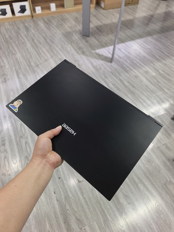 出神州老款战神旗舰游戏本G10