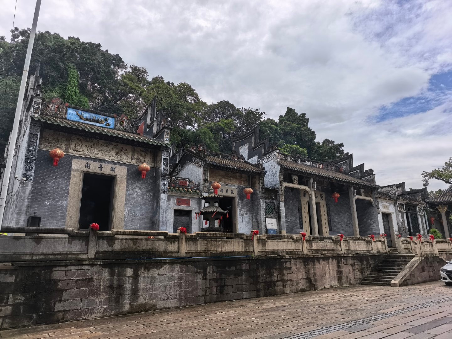 今年是广州市建筑遗产保护协会与三善村共同举办“沙湾鲁班信俗”纪念活动十...
