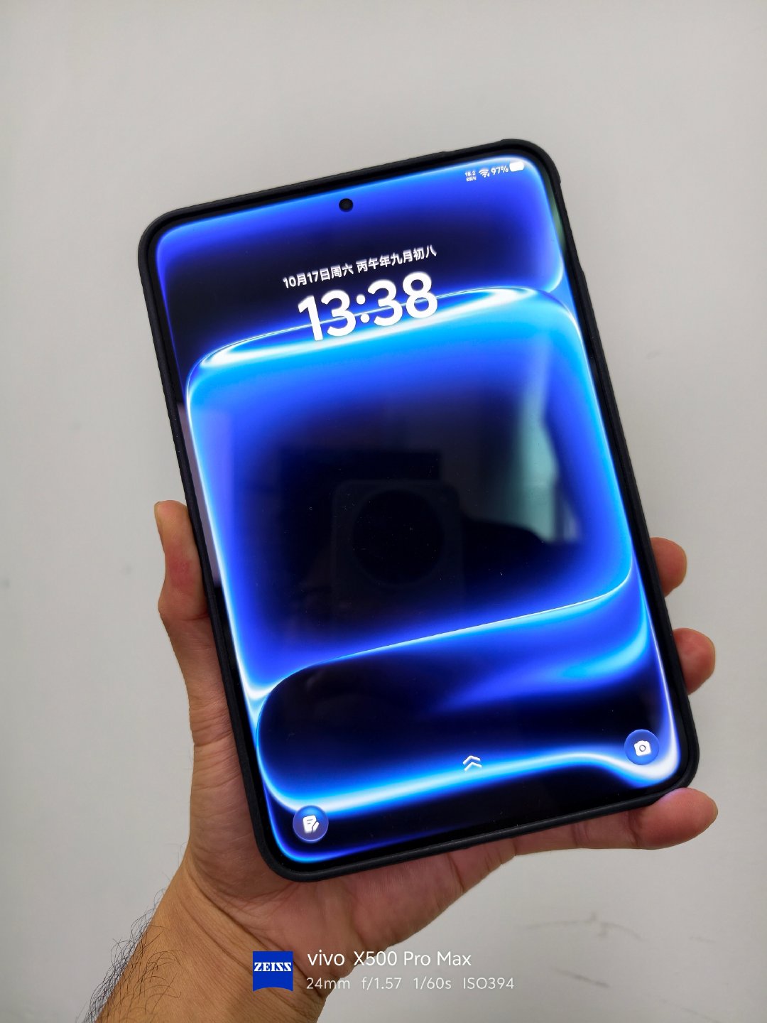 近期用 iQOO Pad Ultra ，总感觉没保护壳不安全，就整了一个不影响散热的网格壳，可以可以！！！[馋嘴] ​