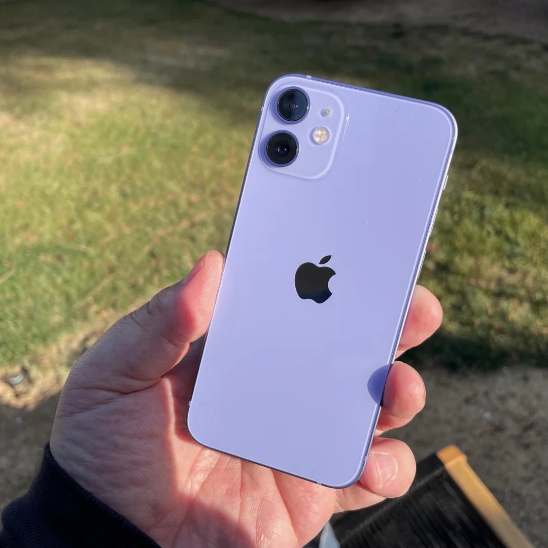 紫色iPhone12上手实拍，就问你买吗？