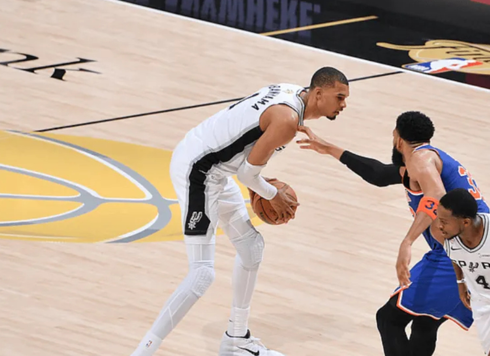 魔术师：文班失误代价太大，唐斯防守端限制住文班亚马发挥  NBA总决赛...