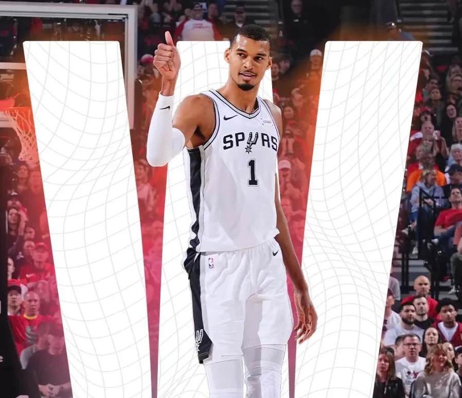 文班亚马今天最狠的，根本不是那7个盖帽  马刺客场大胜开拓者，文班亚马...