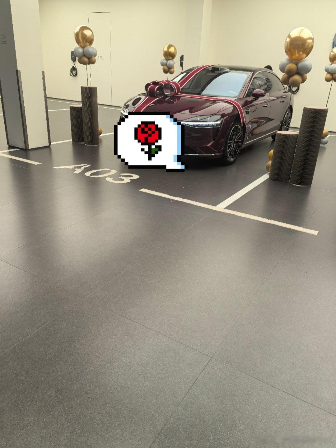 记录一下新车，华子的智驾确实顶，上下班时间完全解放[努力]享界S9舒适度也是非常OK
换车契机都是上个月的车祸，对方全责[阴险] ​